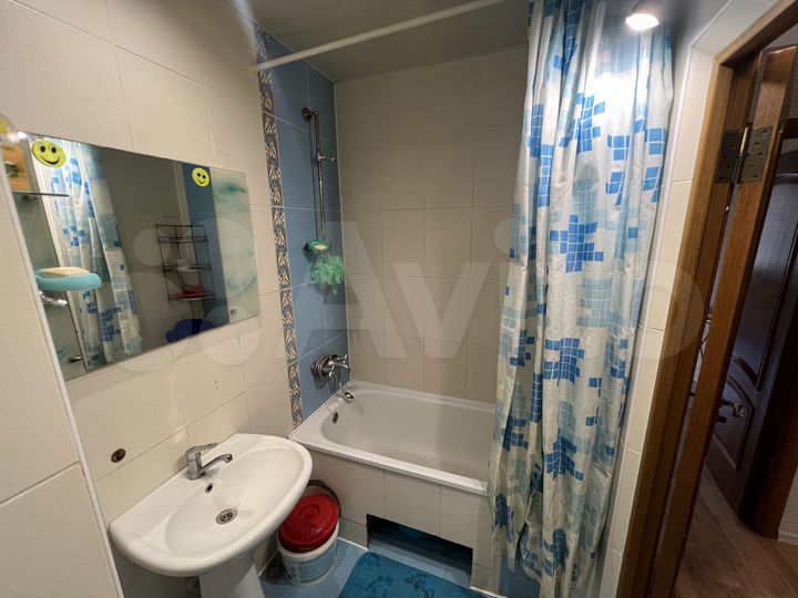 2-к. квартира, 53 м², 1/9 эт.