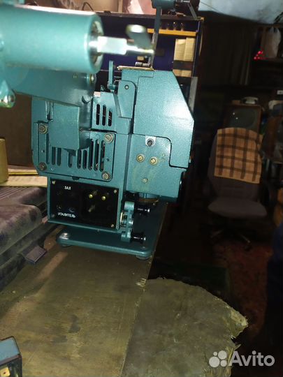 Кинопроектор украина