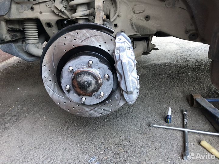 Тормозные диски перфорированные LC Prado 150 GX400