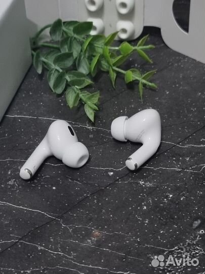 Apple AirPods Pro 2 + блок питания