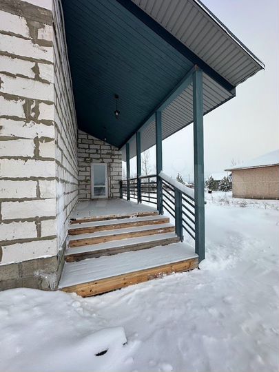 Коттедж 112 м² на участке 8 сот.