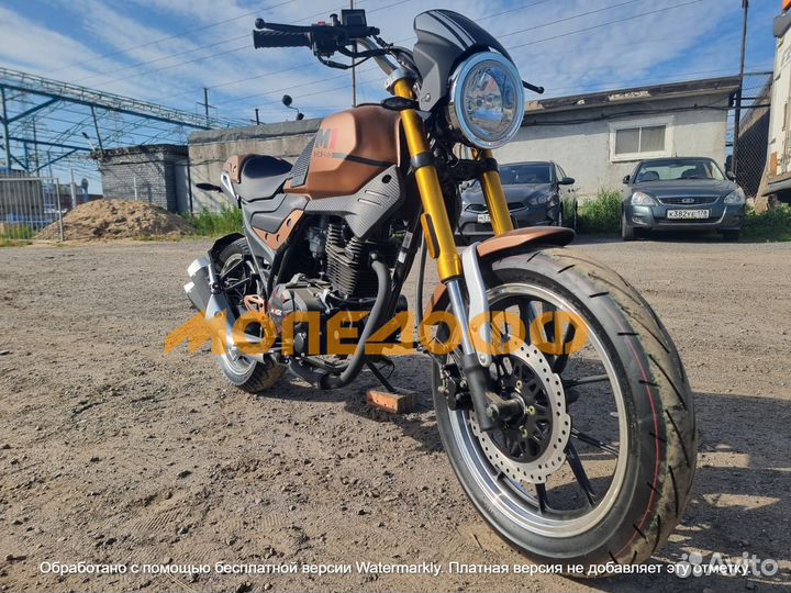 Мотоцикл M1NSK C4 250 + шлем