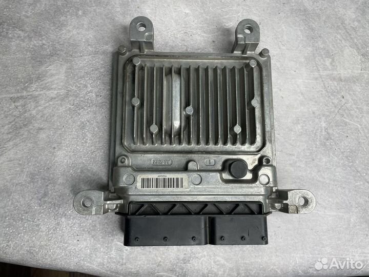 Блок управления двигателем A6511500126