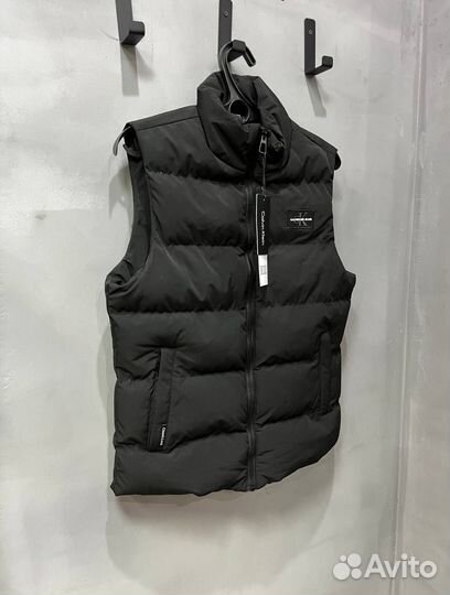 Жилетка Calvin Klein – идеальна для любой погоды