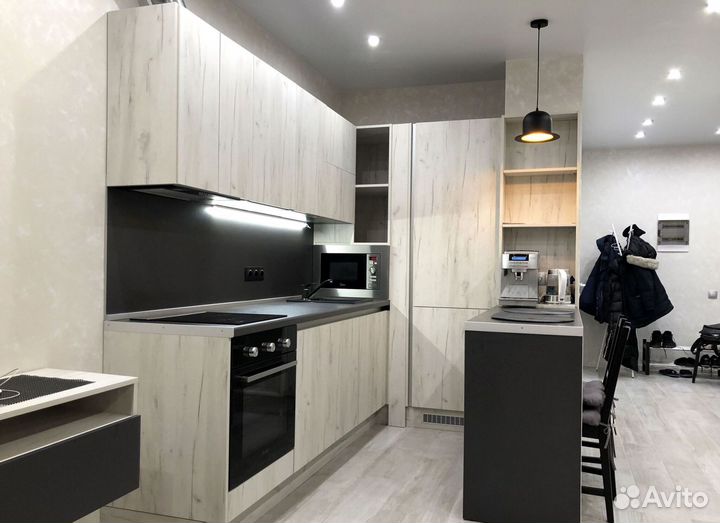 Кухонный гарнитур в стиле минимализм