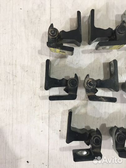 Петля двери volkswagen polo 5 1.4 мт хетчбек