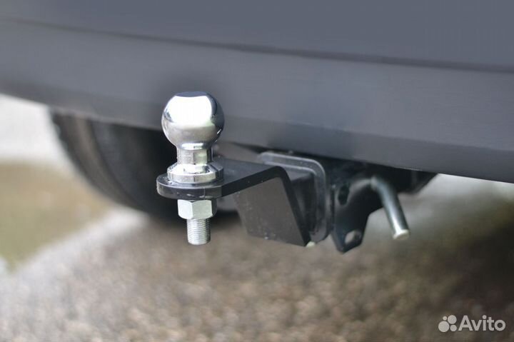 Фаркоп LADA Largus c 2012 - съемный квадрат