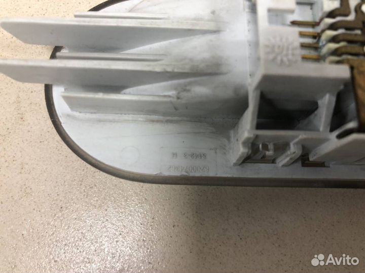 Плафон салонный Renault Logan 1 2005-2014