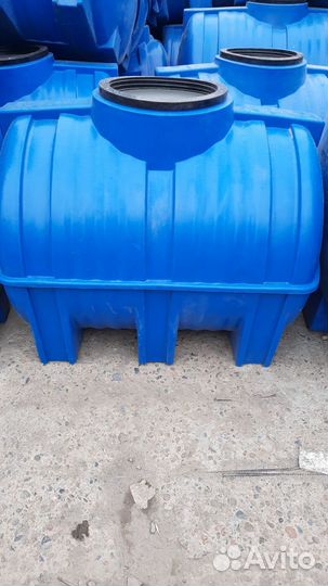 Емкость пластиковая 1000 литров