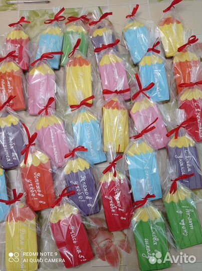 Пряники, пряничный домик, подарки