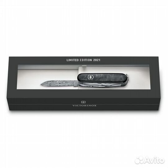 Нож Victorinox 1.6791.J21 SwissChamp Damast