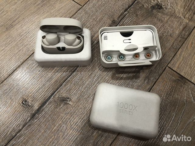 Продам новые наушники sony WF- 1000XM4