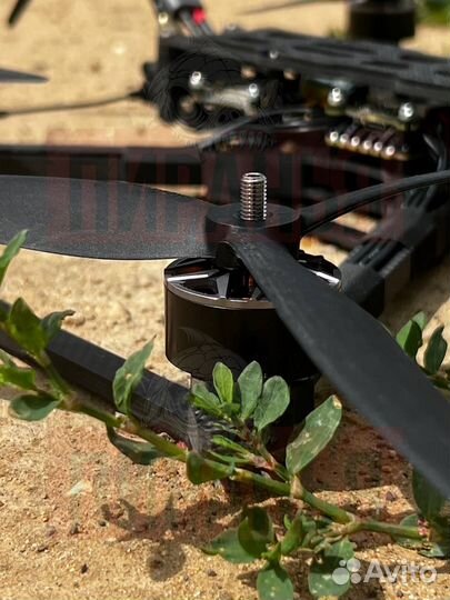 Квадрoкoптep fpv Piranha 10 