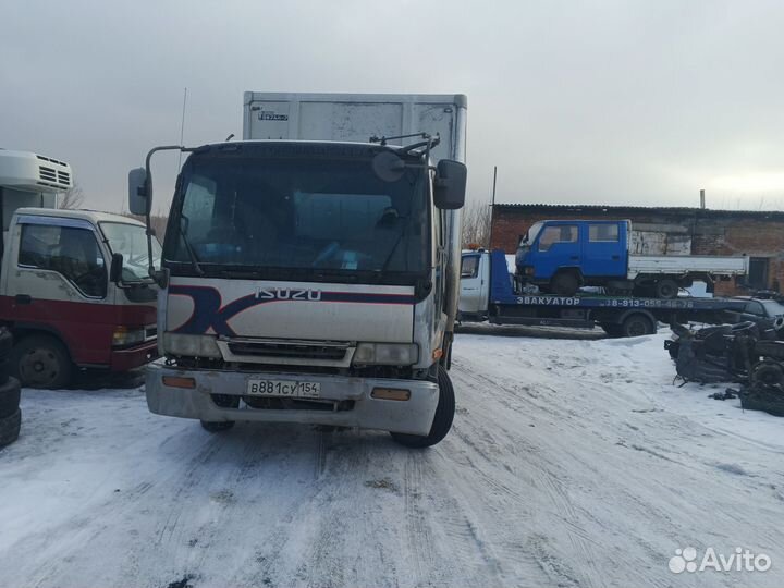 Isuzu Forward 6HH1 двигатель