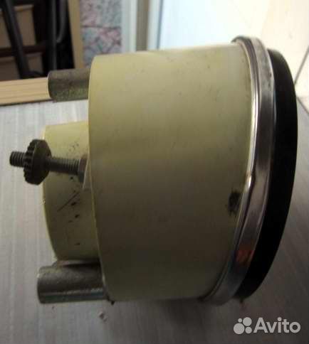 Тахометр с индикатором ручного тормоза, зарядки