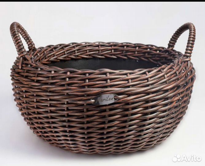 Кашпо- корзина из искусственного ротанга