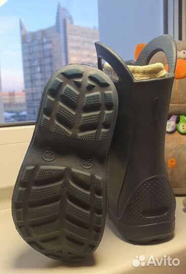 Резиновые сапоги утеплённые 22