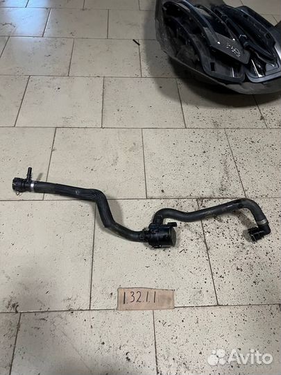 Насос антифриза дополнительный Jaguar F-Pace 2018г