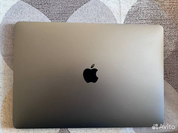 Apple macbook pro 13 2017
