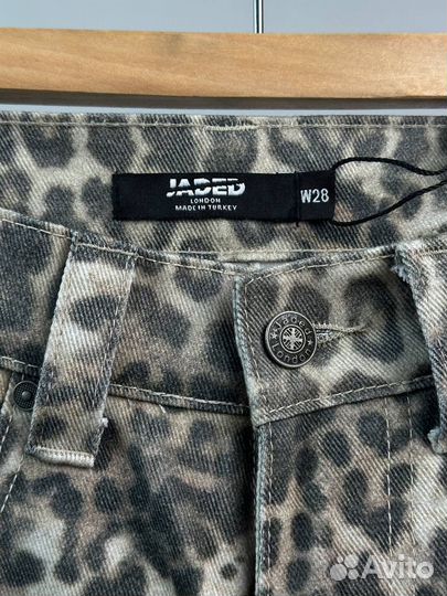 Джинсы Jaded London Faded Leopard