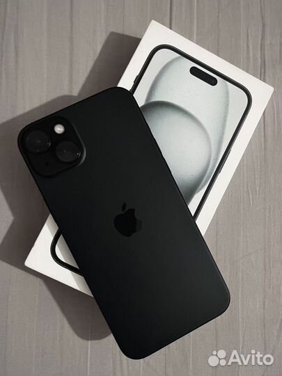 iPhone 15, 256 ГБ