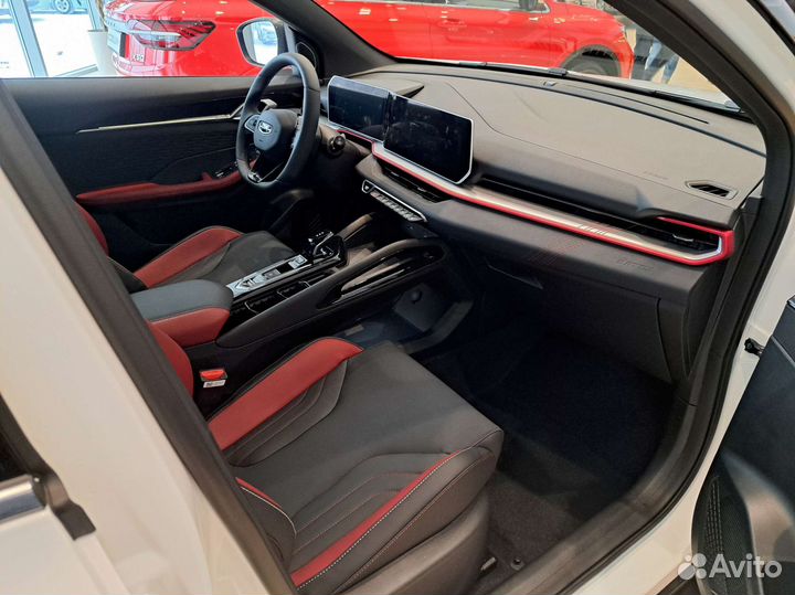 Geely Coolray 1.5 AMT, 2024