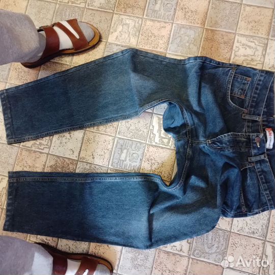 Джинсы levis 630 standart 33r