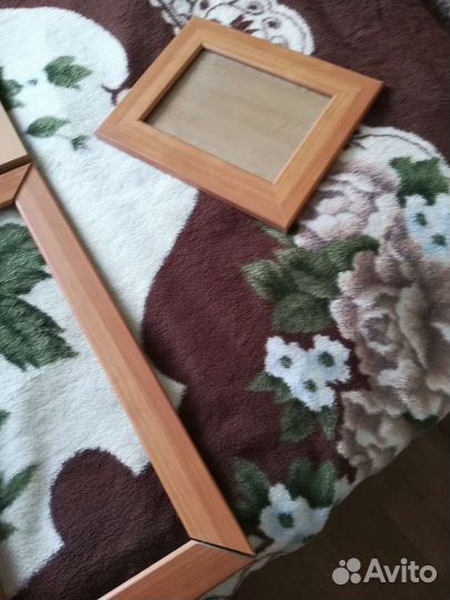 Рамки для фото и картин