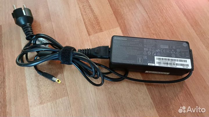 Блок питания Lenovo thinkpad 90 Ватт