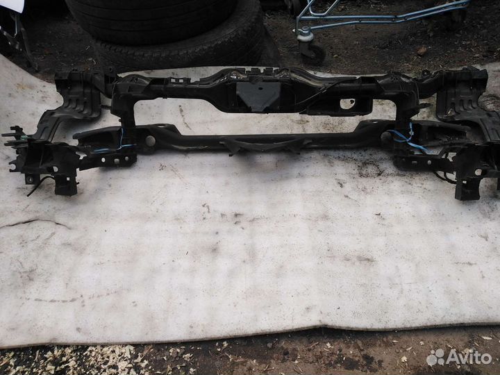 Передняя панель телевизор Mercedes w169