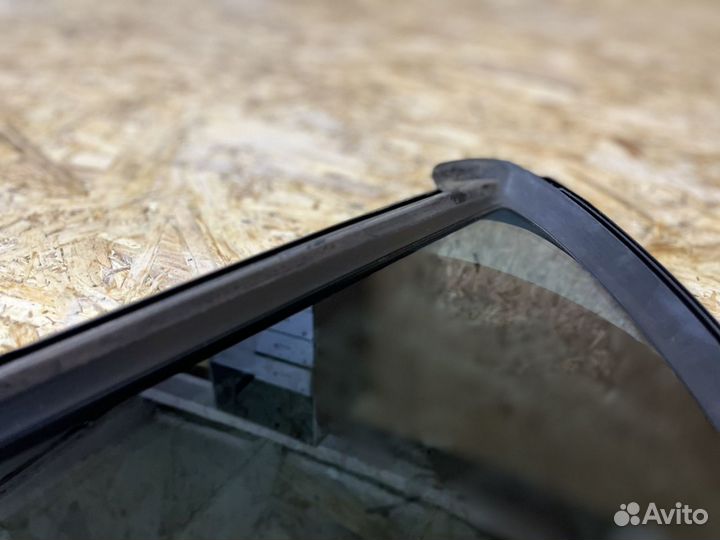 Форточки задних дверей мерседес w211