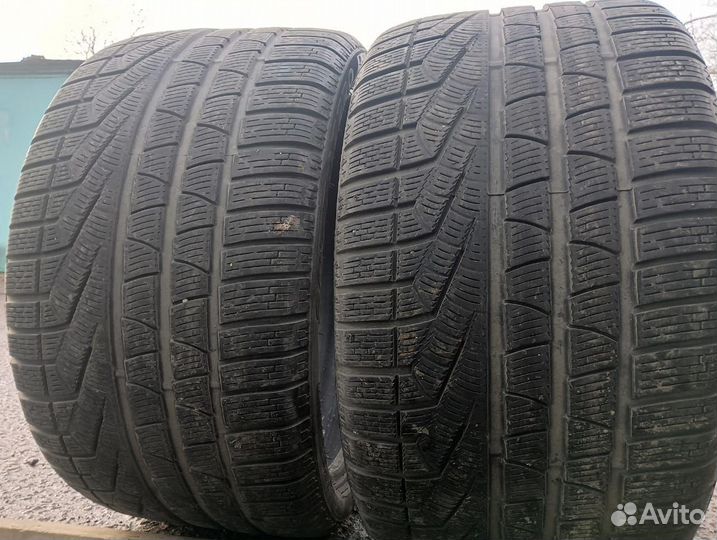 Pirelli Winter Sottozero II 295/30 R20