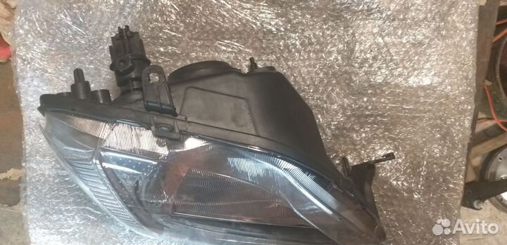 Фары на renault logan 1 дорест