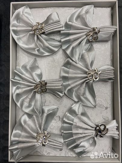 Скатерть с салфетками