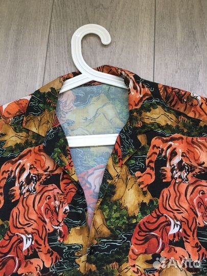 Рубашка гавайская