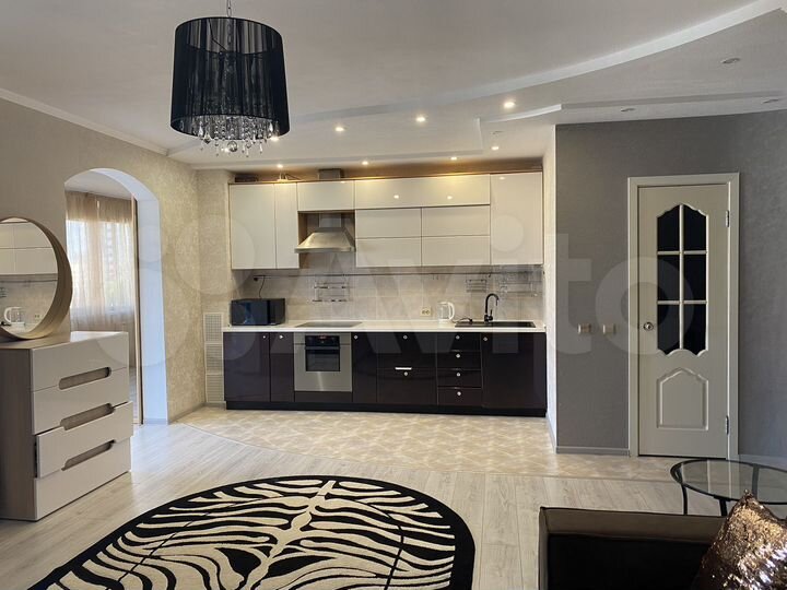 2-к. квартира, 55,5 м², 6/10 эт.