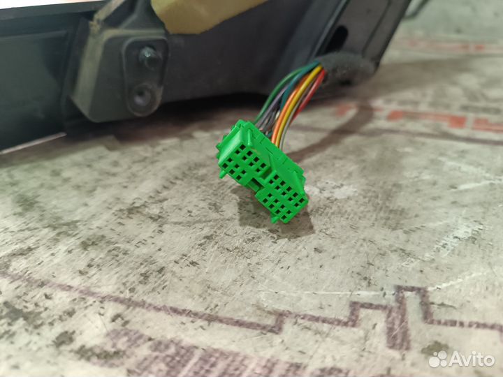 Зеркало volvo S80 V70 AS BW 12 контактов С ПОВТОРИТЕЛЕМ правое 1 модель красный KA9371