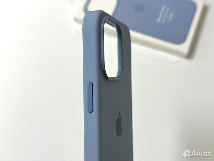 Чехол на iPhone 13 Pro Silicone Case