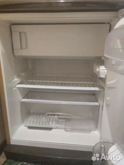 Холодильник бу indesit