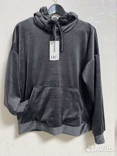 Спортивный костюм женский