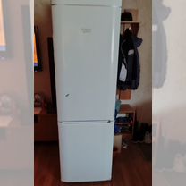 Холодильник Hotpoint ariston