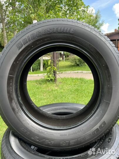 Bridgestone Dueler H/T 687 225/65 R17