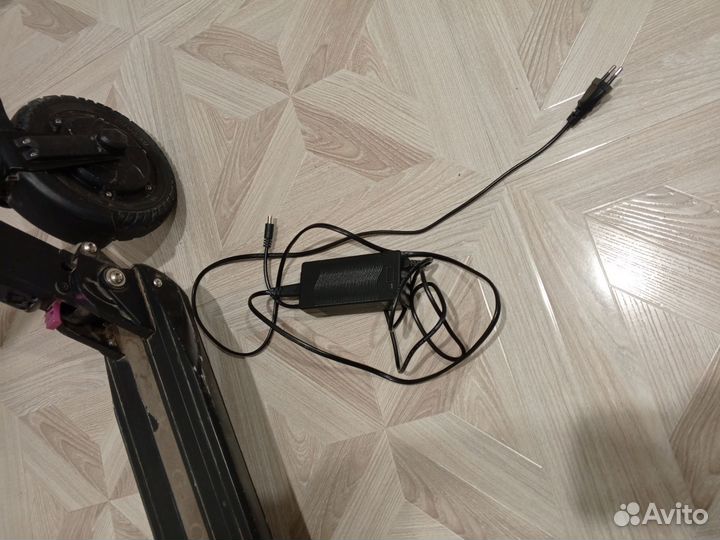 Электросамокат для взрослых и детей бу