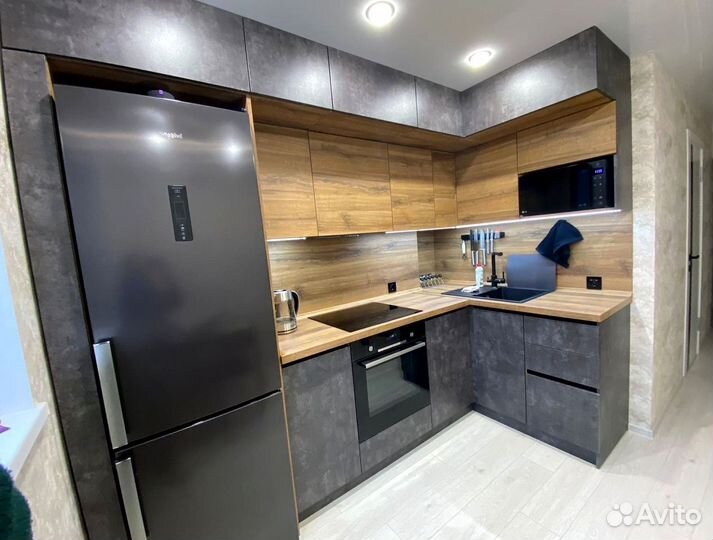 Кухонный гарнитур в стиле минимализм