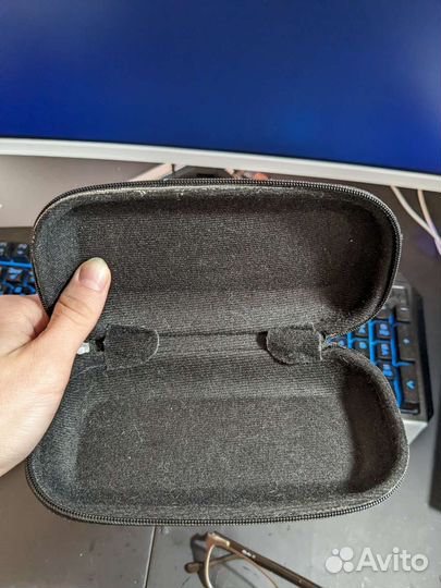 Футляр для очков