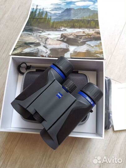 Бинокль Zeiss Terra ED pocket 8x25