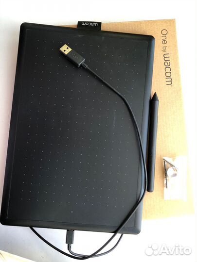 Графический планшет One by Wacom, M (средний)