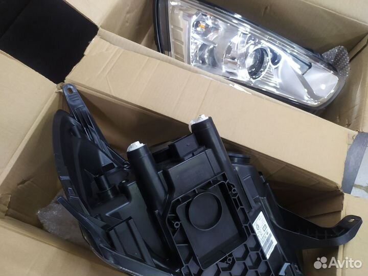 Фара линзовая Датсун Он До, Datsun mi do