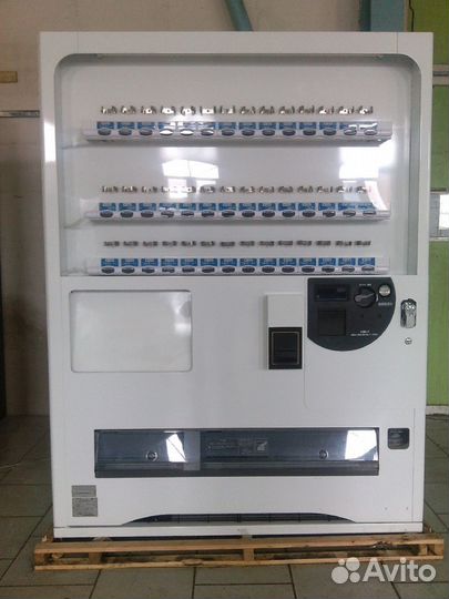 Вендинговый (торговый) автомат Fujielectric Япония