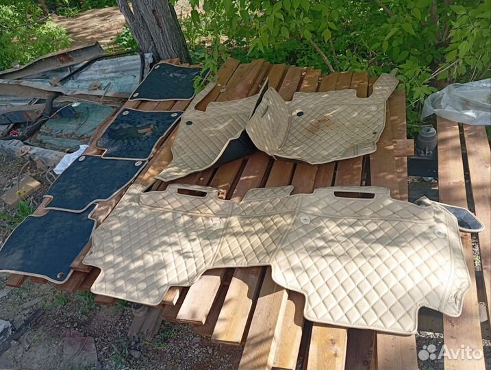 Кожаные ковры